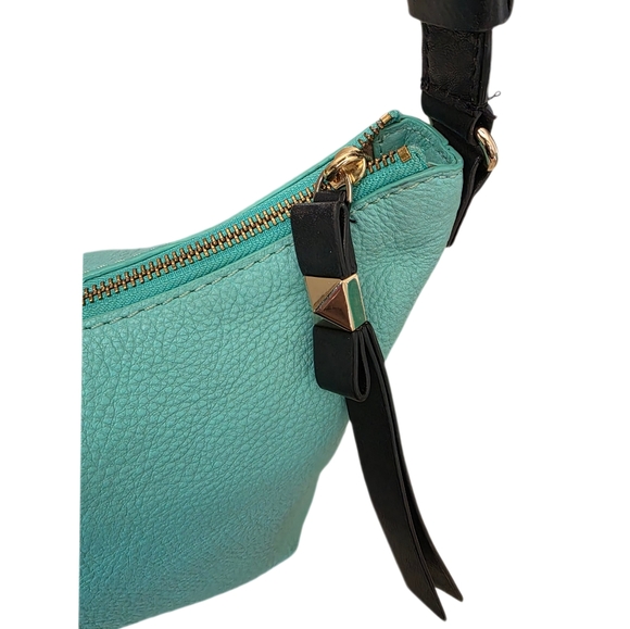Kate Spade NY Aqua Pebble Leather Bow Bottom Black Strap Crossbody Handbag Bag - Picture 6 of 16